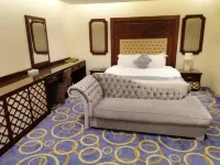 Etlalat Alhadeqa Hotel - bar