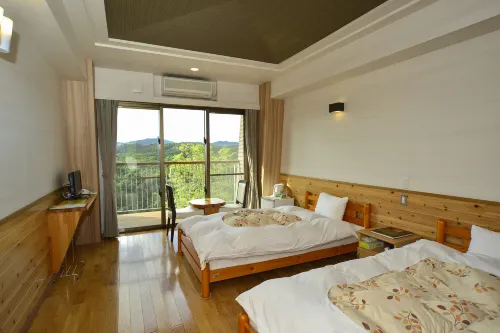 Yambaru Manabi No Mori Shukuhakuto Hotels in Kunigami