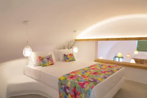 Ayoba Santorini
