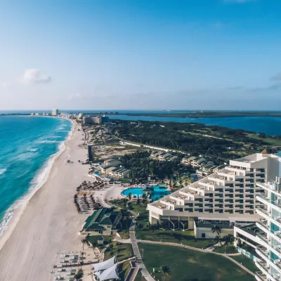 Iberostar Selection Coral Cancún - Adults Only - All Inclusive Hotels near Mayan Museum