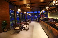 New Surya Hotel Hôtels à : Genteng