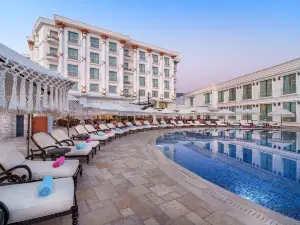 레 암바사되르 호텔 & 카지노