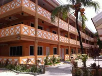 Raymen Beach Resort - Beach