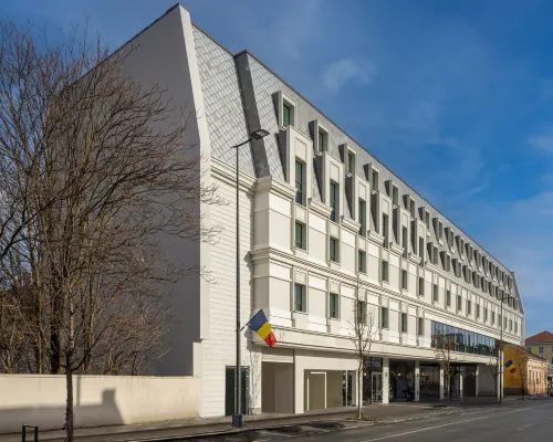 Courtyard Cluj-Napoca Downtown Hotels near Daffodils' Park
