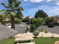 Brit Hotel Confort Hélios Agde - parking
