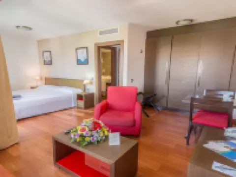 ホテル リブヴォ コラレホ ビーチ マクソラタのホテル