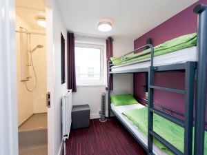 YHA London Thameside