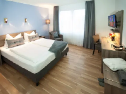 โรงแรมเคมเป คอมฟอร์ตพลัส โรงแรมในโซลิงเกน