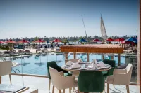 Sonesta St. George Hotel - Convention Center - Uima-altaat
