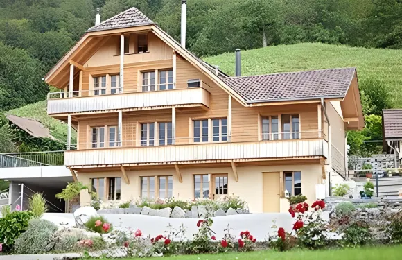 Q.C.M.凱姆帕斯酒店