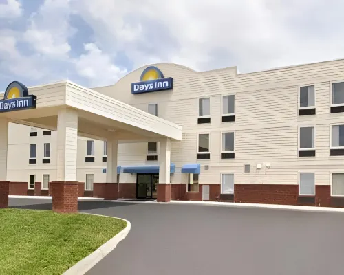 Days Inn by Wyndham Doswell at the Park Hotels in Doswell