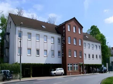 Hotel Christina Hotels in der Nähe von Manderscheider Platz