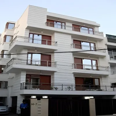 Skylink Suites Bed & Breakfast โรงแรมใกล้ทยาการาช สปอร์ตคอมเพล็กซ์
