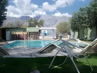 Olancha RV Park and Motel - Pools