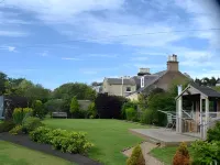 Miller House Courtyard Hotel di Ayr
