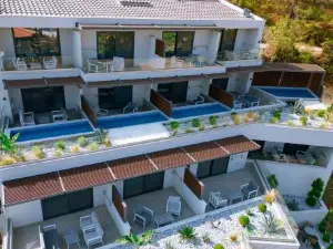 Aloe Elegant Suites
