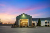 Best Western Plus Liverpool-Syracuse Inn  Suites Hotels in Salina