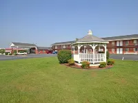 Surry Inn - Dobson Hotels in Elkin