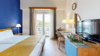 Lucy Hotel Hotels in Xirovrisi