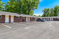 Americas Best Value Inn Avenel Woodbridge - Motels