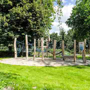 Pavilion l'Etage 6 Others