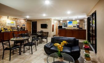 Days Inn by Wyndham Sulphur La