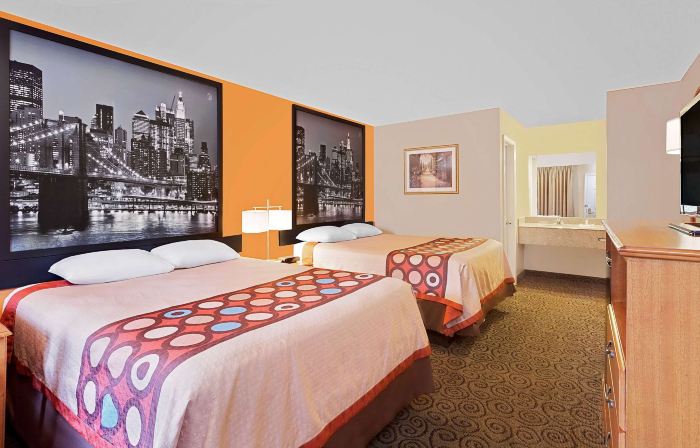 Super 8 by Wyndham Siloam Springs