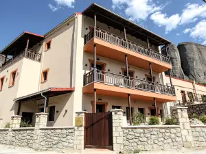 Meteora Heaven and Earth Kastraki Premium Suites - Adults Friendly