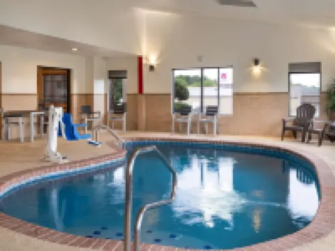 Ramada by Wyndham Locust Grove Hotels in Henry County