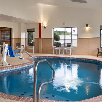 Ramada by Wyndham Locust Grove