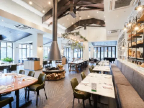 エデン パラダイス ホテル 利川市のホテル