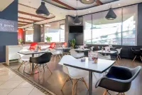 Nobile Inn Santiago - Parking
