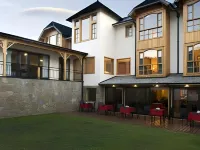 Hotel y Cabañas le Village