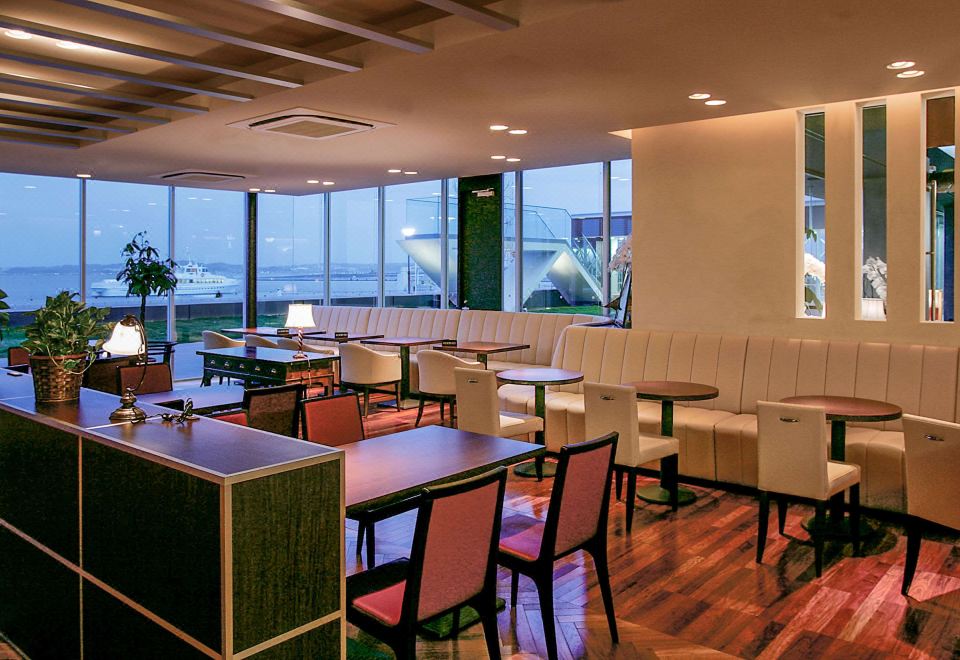 3. 컴포트 호텔 센..