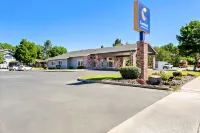Comfort Inn & Suites - 2-Star