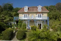 St Maur