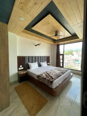 Anand residency Hotels in Barog