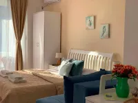 Deluxe Studio  with Panorarmic studio Hôtels à : Ulcinj
