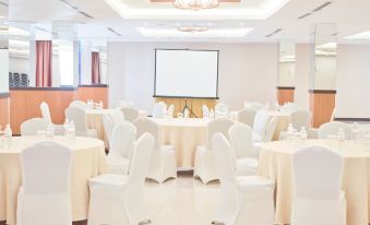 Nevada Ketapang Hotel