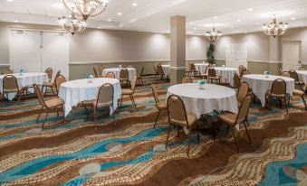 Wyndham Garden Wichita Downtown