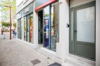 Appart'hôtel le Corot - Accès Autonome - Saint-Junien Centre Hotel di Chabanais
