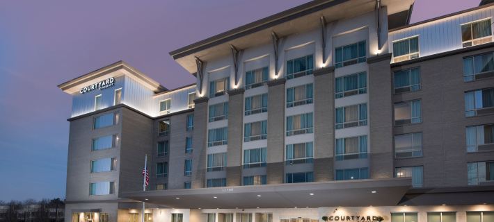 Courtyard Atlanta Alpharetta/Avalon Area Hotels in Alpharetta