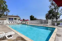 Super 8 by Wyndham Livermore