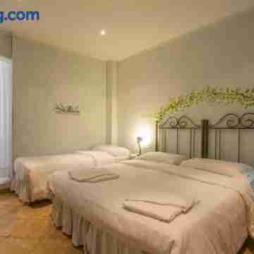 Elisart Guest House Rooms