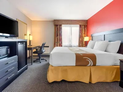 Quality Inn & Suites 5585 Ambler Drive Mississauga Ontario Hotels near Douglas Kennedy Headlands Playground