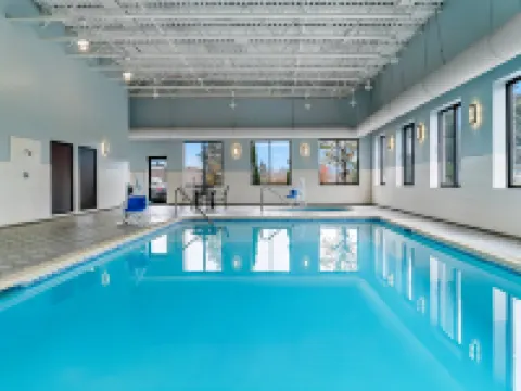 HomeTowne Studios Flint Hotels in Genesee County