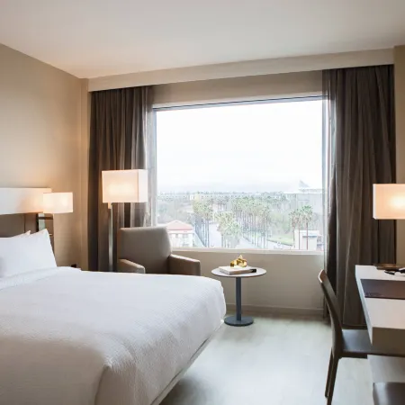AC Hotel San Jose Downtown Отели рядом с достопримечательностью «Спортивный комплекс «SAP-центр»»