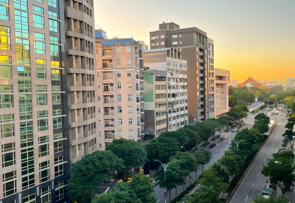 2. 호텔 73 타이..