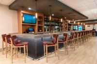 Delta Hotels Kalamazoo Conference Center - bar