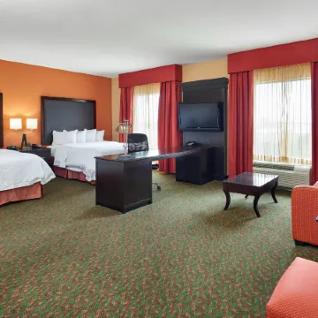 Hampton Inn & Suites Waco-South